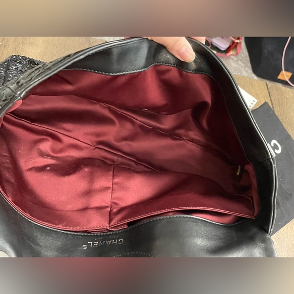 CHANEL Lucky Symbols Flap Bag - Picture 15 of 16